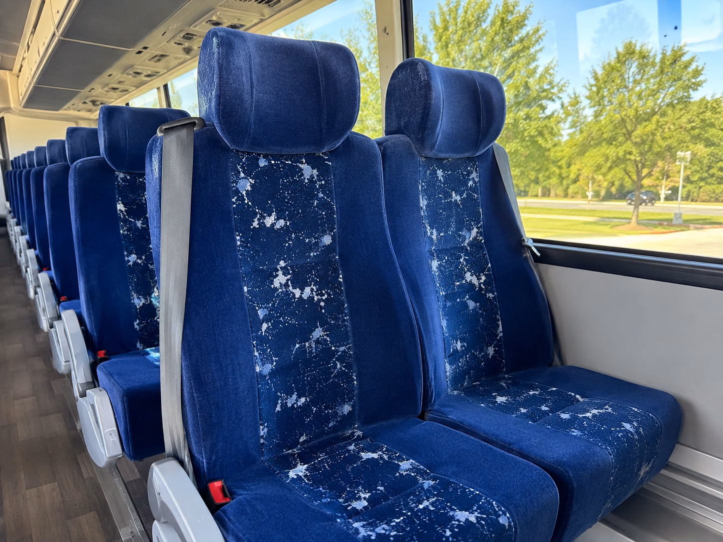budget friendly school charter bus prices in ontario