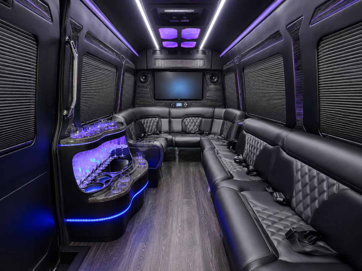 ontario custom day trip and driving tour bus rentals