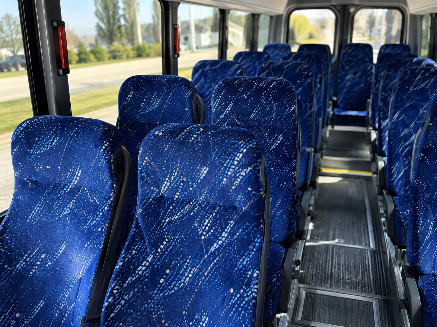 ontario government meeting and conference shuttles