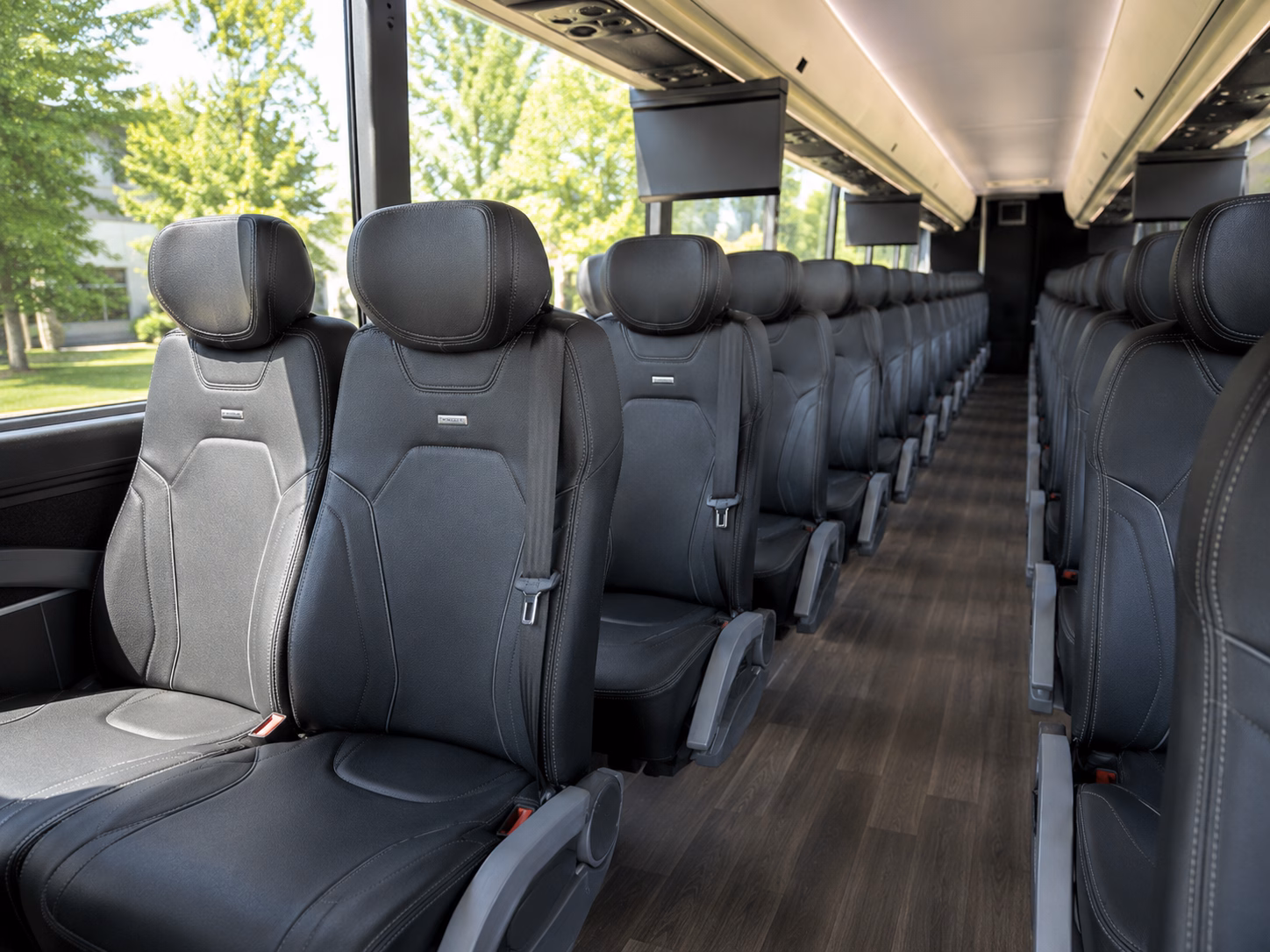 ontario historic tour bus rentals