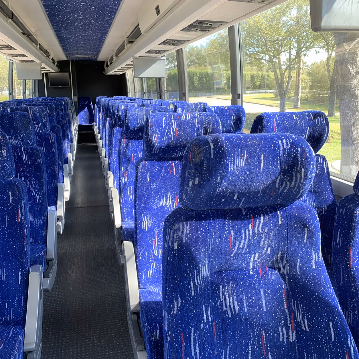 ontario long distance charter bus prices